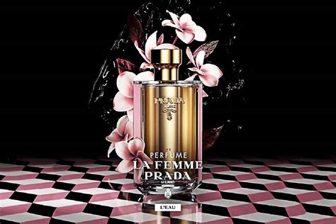 Prada La Femme u online trgovini 